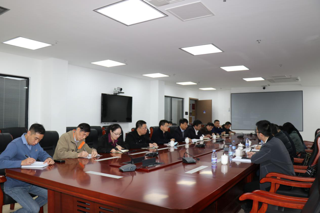 福建省工信厅石化处处长罗天进到访石化设计院开展调研(图2) 福建省工信厅石化处处长罗天进到访石化设计院开展调研(图2)